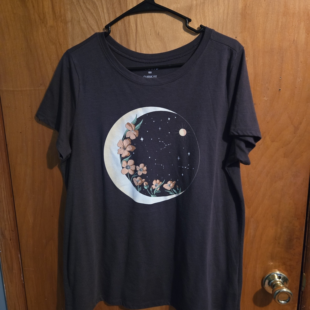 Torrid Dark Gray Floral Celestial Tee